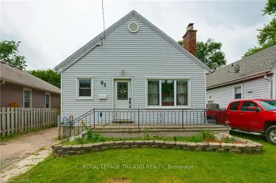 93 Elgin Street, London East, On N5z 2t4