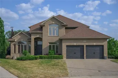 7156 Clayton Court, London South, On N6p 1v3