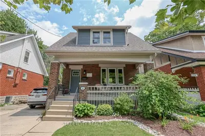 12 Lockyer Street, London South, On N6c 3e5