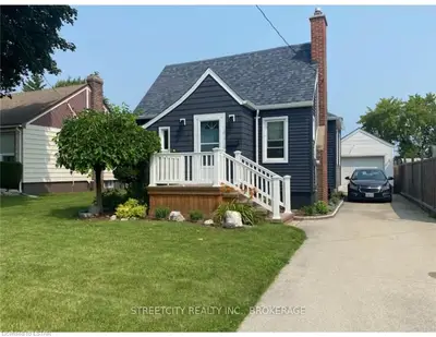 514 GEORGE Street, Sarnia, ON N7T 4P9
