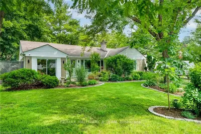 783 Green Lane, London North, On N6h 2v2