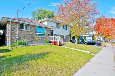 61 Boullee Street, London East, On N5y 1t5