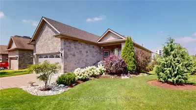 1144 Coronation Drive 2, London North, On N6g 5s1