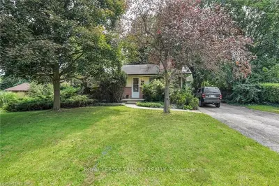 1414 Norman Avenue, London South, On N6k 2a5