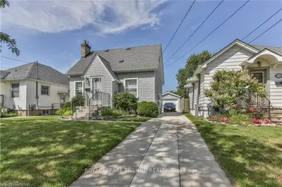 108 Alexandra Street, London South, On N6c 2b2