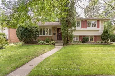 1440 Helena Montague Avenue, London South, On N6k 1z4