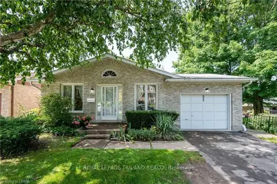 577 Boler Road, London South, On N6k 3r8