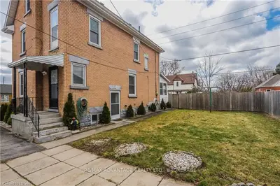 74 Adelaide Street S, London South, On N5z 3k4