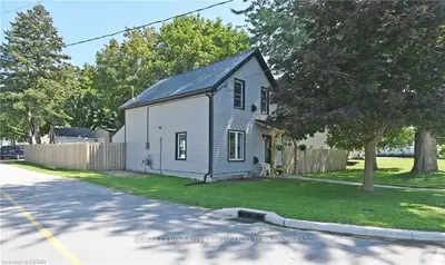 277 Furnival Road, West Elgin, On N0l 2c0