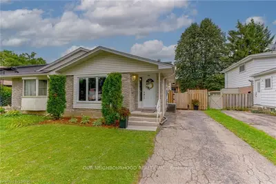 120 Glenroy Crescent, London South, On N5z 4h7