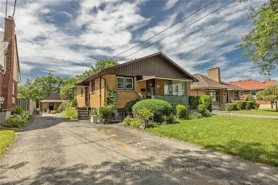 391 Thiel Street, London East, On N5w 4p7