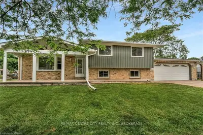 2 Goodman Drive, London South, On N5z 4g8