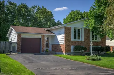 46 Key Hill Place, London North, On N6g 2g4