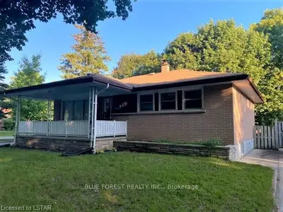 99 Irving Street, London East, On N5v 2h6