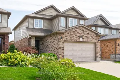 3264 Casson Way, London South, On N6l 0a4
