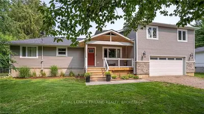 812 Clark Street, Strathroy-caradoc, On N0l 1w0