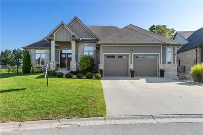 181 Acton Street, Strathroy-caradoc, On N7g 0c7
