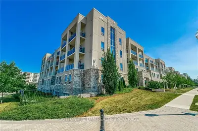 340 Sugarcreek Trail 104, London North, On N6h 0g4