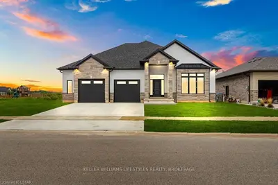 103 FIELD Street, Lambton Shores, ON N0N 1J0