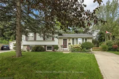 76 ROLLSCOURT Place, London North, ON N6G 1M2