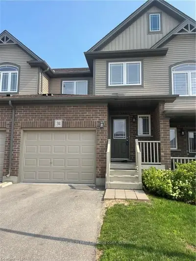 Condo Townhouse in London South