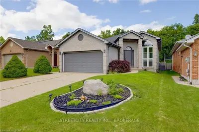 668 THORNWOOD Drive, London North, ON N6H 5J6