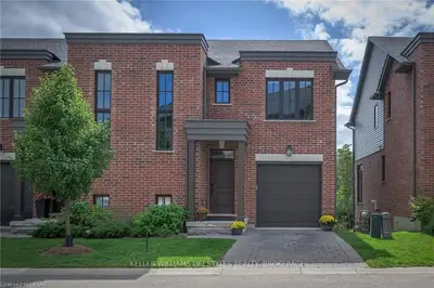 555 SUNNINGDALE Road E 36, London North, ON N5X 4B3