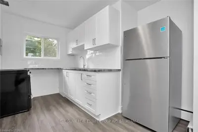 11 MCCLARY Avenue 11, London South, ON N6C 1P6