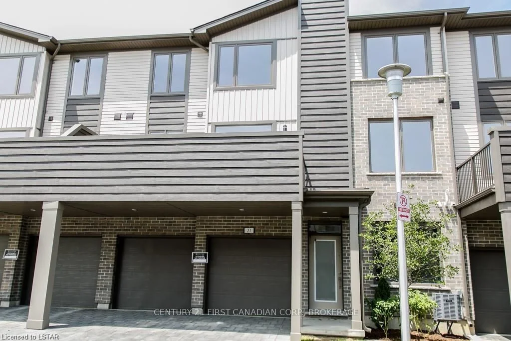 1960 Dalmagarry Road 27, London North, ON N6G 0T8