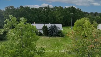 6875 PROOF Line, Lambton Shores, ON N0N 1J3