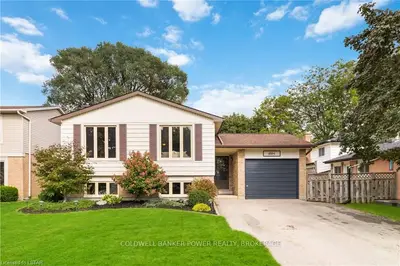 1694 ALDERSBROOK Road, London North, ON N6G 3B8