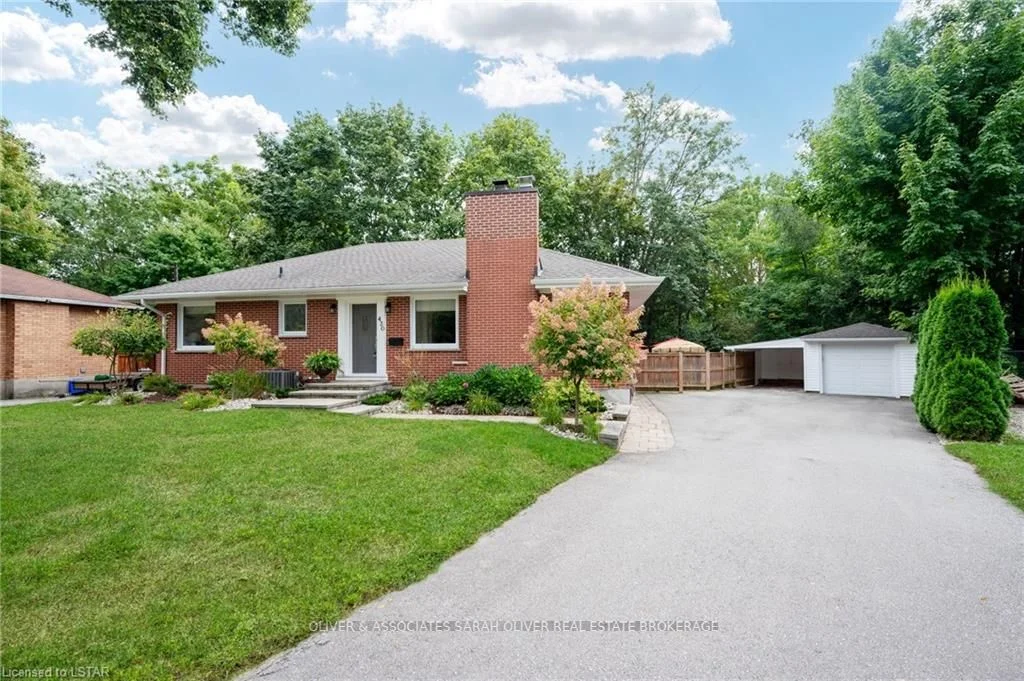 430 DARLENE Crescent, London South, ON N6J 1B3