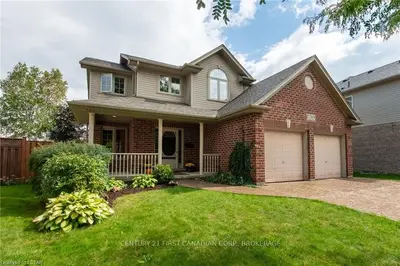1746 ESTEVAN Road, London North, ON N5X 4G3