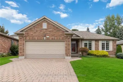 1744 LOUISE Boulevard, London North, ON N6G 5E7