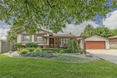 47 ST CLAIR Crescent, London South, ON N6J 3E3