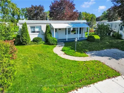 36 PEBBLE BEACH Parkway, South Huron, ON N0M 1T0
