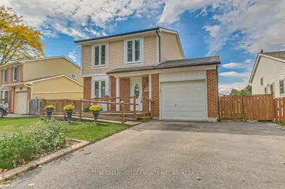 49 HALLMARK Street, Brantford, ON N3P 1A6