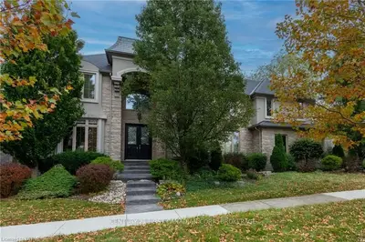 2008 PELKEY Road, London North, ON N6G 5H4