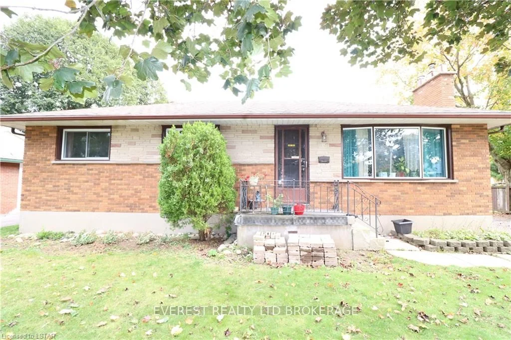 1152 LANCASTER Street, London East, ON N5V 2L5