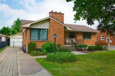 410 VERMONT Avenue, London South, ON N5Z 3E5