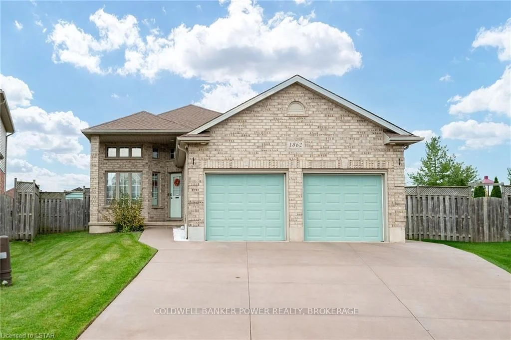 1862 Bayswater Crescent, London North, On N6g 5n1