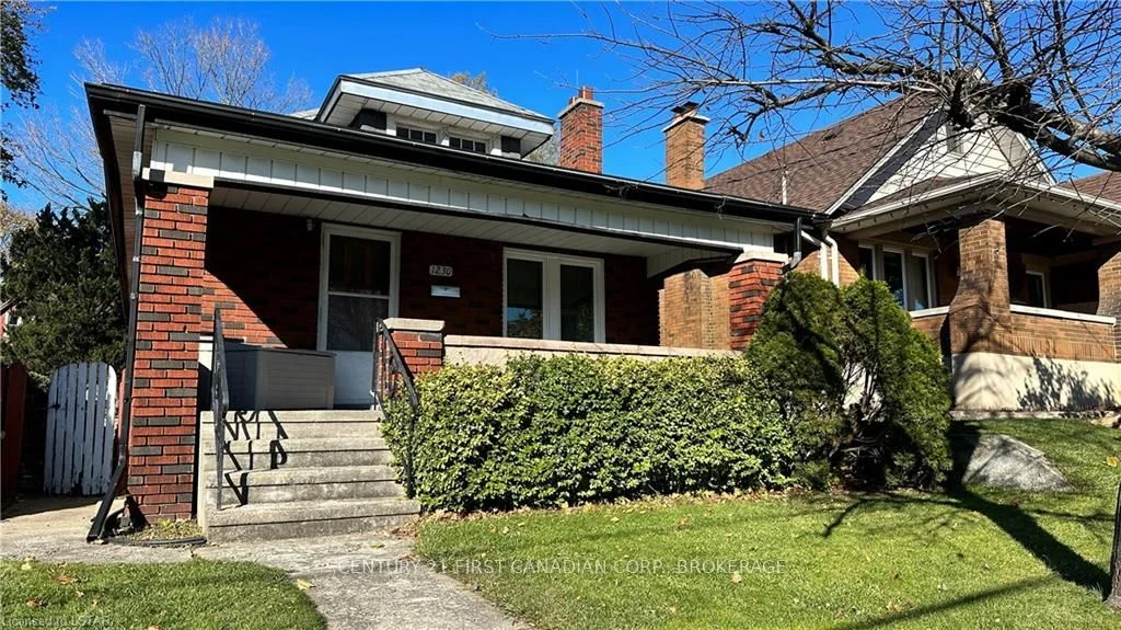 1230 Dundas Street, London East, ON N5W 3B2