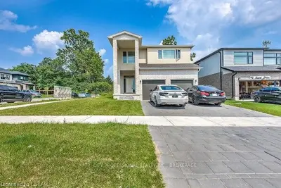 84 Knott Drive, London South, ON N6L 1K3