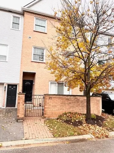 1570 RICHMOND Street N 21, London North, ON N6G 4W1