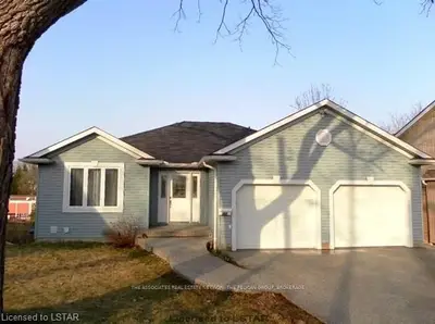 206 Thames Street N, Ingersoll, On N5c 3e4
