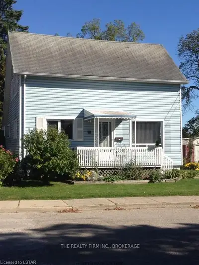 21 Victoria Street, Aylmer, On N5h 1x3