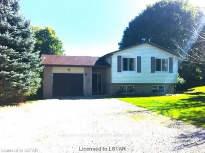 4 Queen Street, Dutton/dunwich, On N0l 2m0