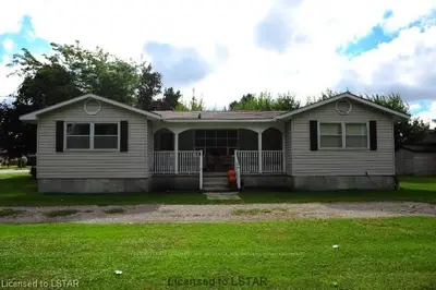 300 Furnival Road, West Elgin, On N0l 2c0