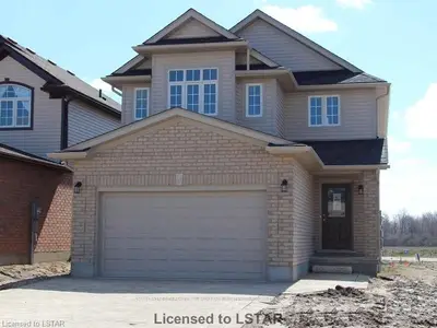 3423 Georgeheriot Lane, London South, On N6l 2a4