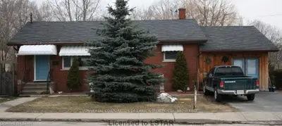 3 Potters Road N, Tillsonburg, On N4g 2g7